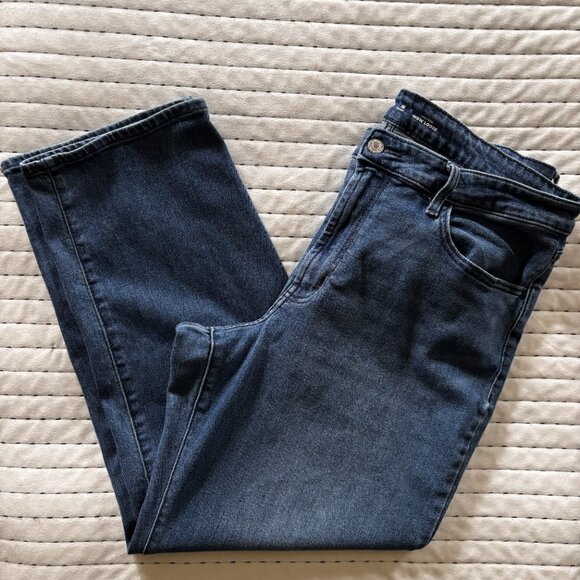 Old Navy WOW Loose Jeans Sz 16 Short High Rise Relaxed Fit Medium Wash Denim - Picture 7 of 7